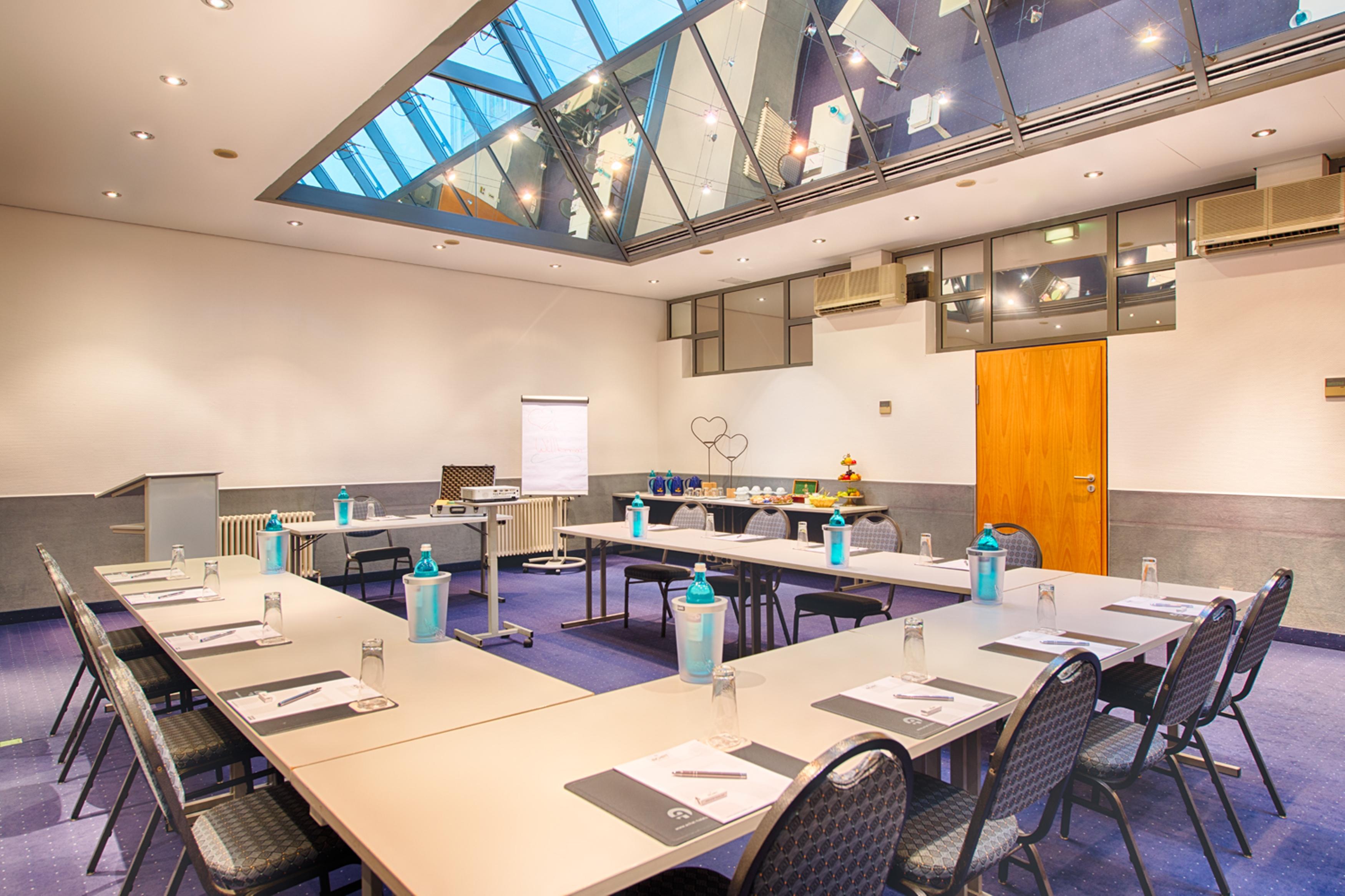 Achat Hotel Stuttgart Airport Messe Экстерьер фото
