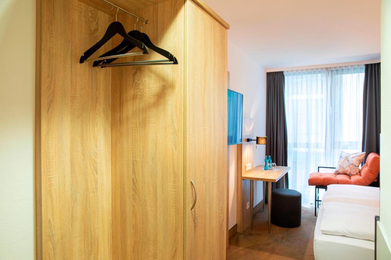 Achat Hotel Stuttgart Airport Messe Экстерьер фото